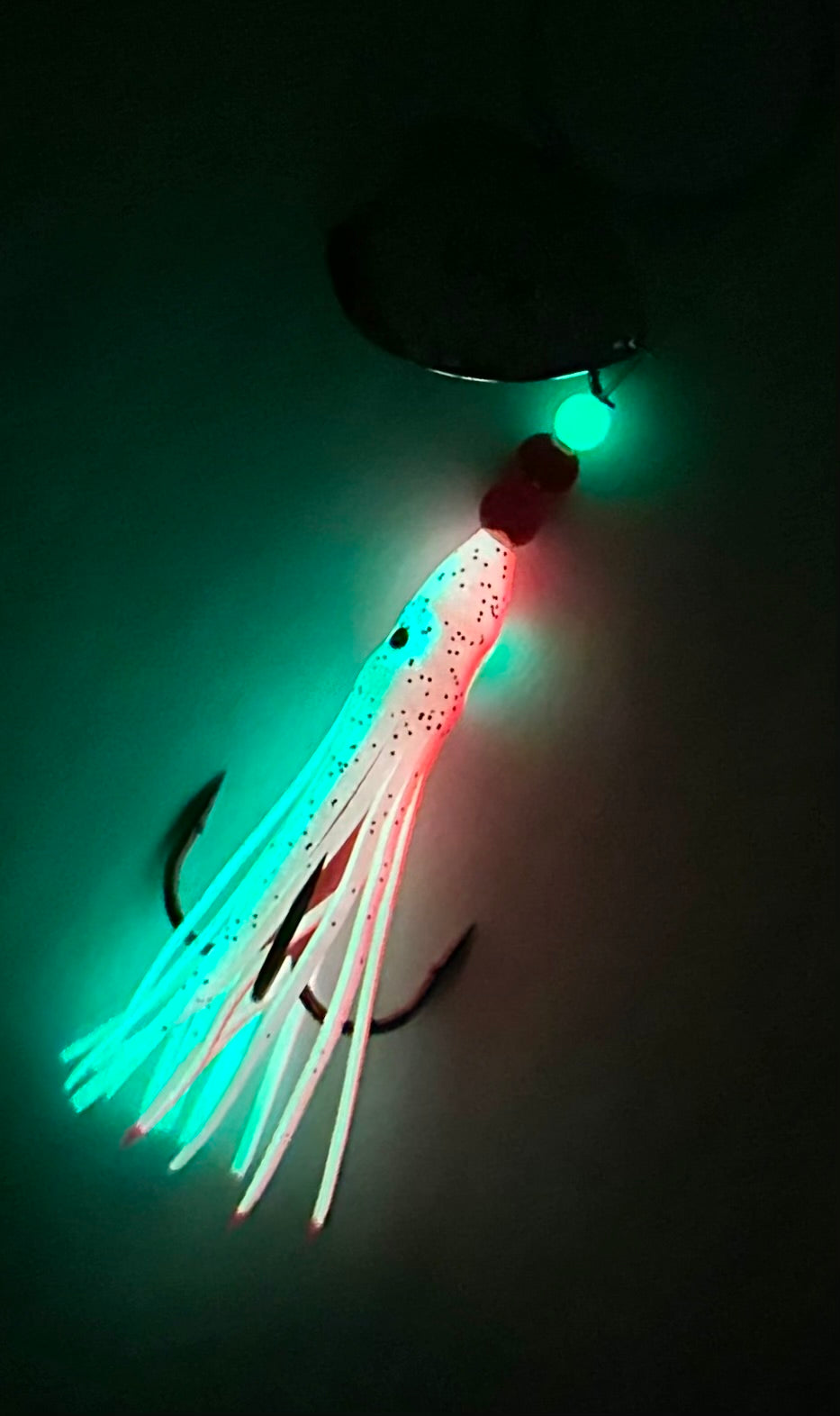 KOKOPROS® Pink and White #3 luminous salmon hoochie, 2/0 treble, spinner blade, glowing in the dark
